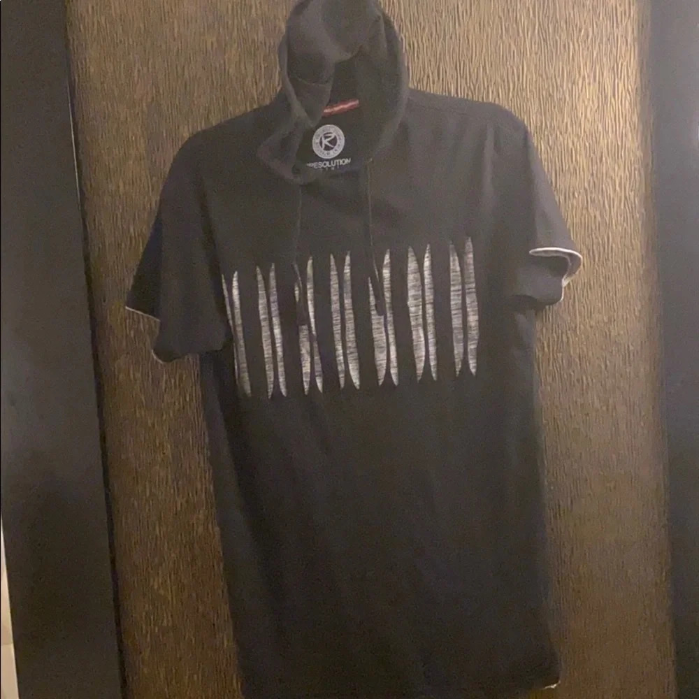 One Resolution Hooded T-shirt Size M